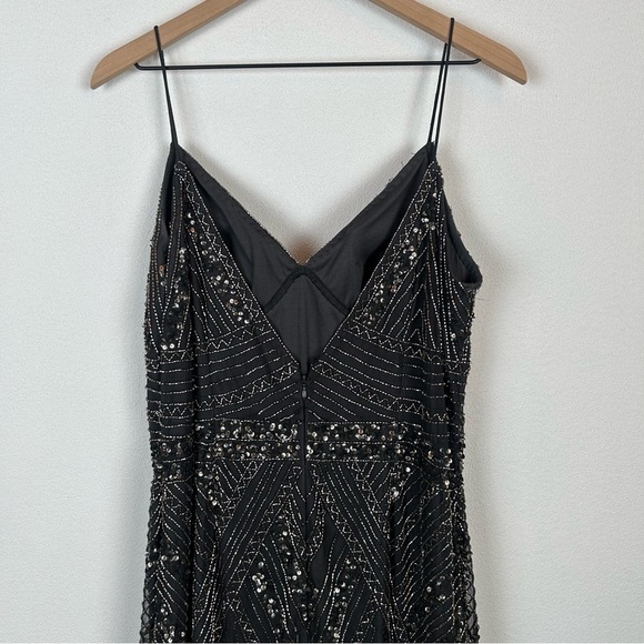 Marina Beaded Sequined Navy V-Neck Gown Dress 16 - Picture 11 of 16